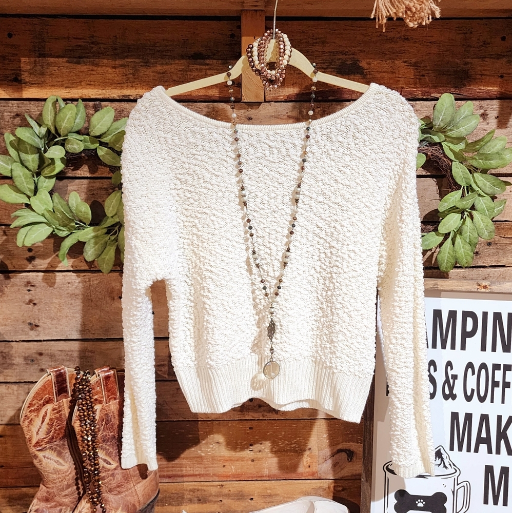 Jolie & Joy Women's Soft Cream Color Textured Sweater Sz Medium